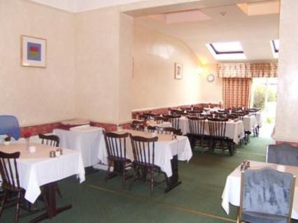 Croydon Court Hotel Extérieur photo