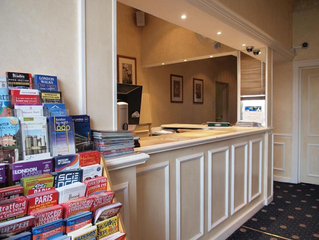 Croydon Court Hotel Extérieur photo